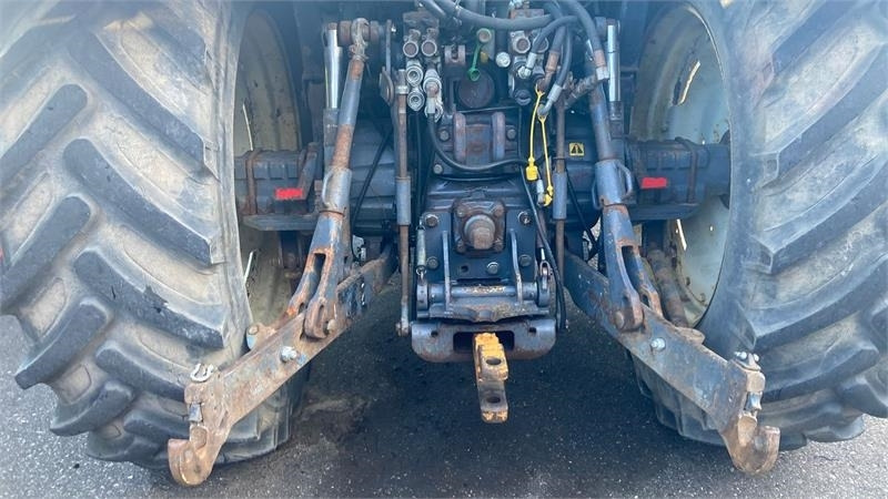 New Holland TS115 - Tractor: foto 4 New Holland TS115 - Tractor: foto 4