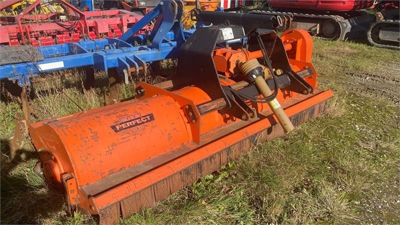 Perfect KM-270 Front og Bagmontering - Segadora: foto 1 Perfect KM-270 Front og Bagmontering - Segadora: foto 1