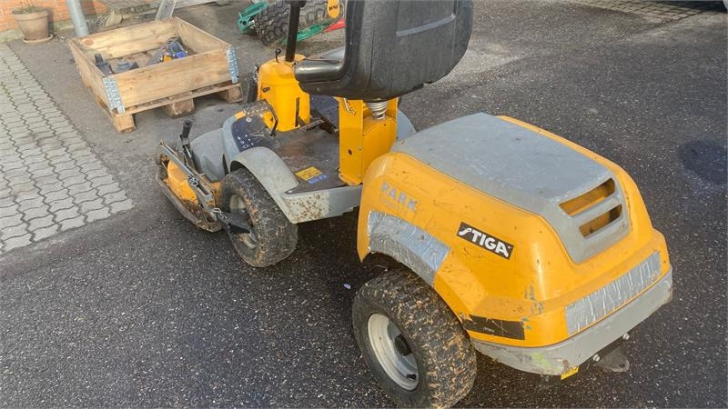 Stiga PARK COMPACT 14 HST 95 Combi - Cortacésped: foto 4 Stiga PARK COMPACT 14 HST 95 Combi - Cortacésped: foto 4