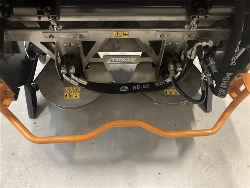 Timan CS-200 Combispreder 300 liter til traktor - Esparcidor de sal para Vehículo municipal: foto 4 Timan CS-200 Combispreder 300 liter til traktor - Esparcidor de sal para Vehículo municipal: foto 4