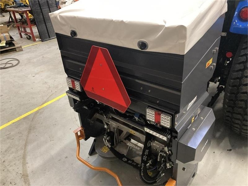 Timan CS-200 Combispreder 300 liter til traktor - Esparcidor de sal para Vehículo municipal: foto 1 Timan CS-200 Combispreder 300 liter til traktor - Esparcidor de sal para Vehículo municipal: foto 1