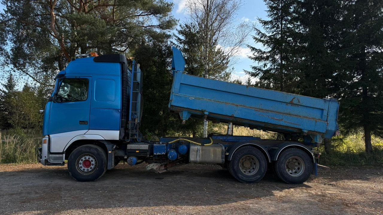 VOLVO FH12 - Camión volquete: foto 2 VOLVO FH12 - Camión volquete: foto 2