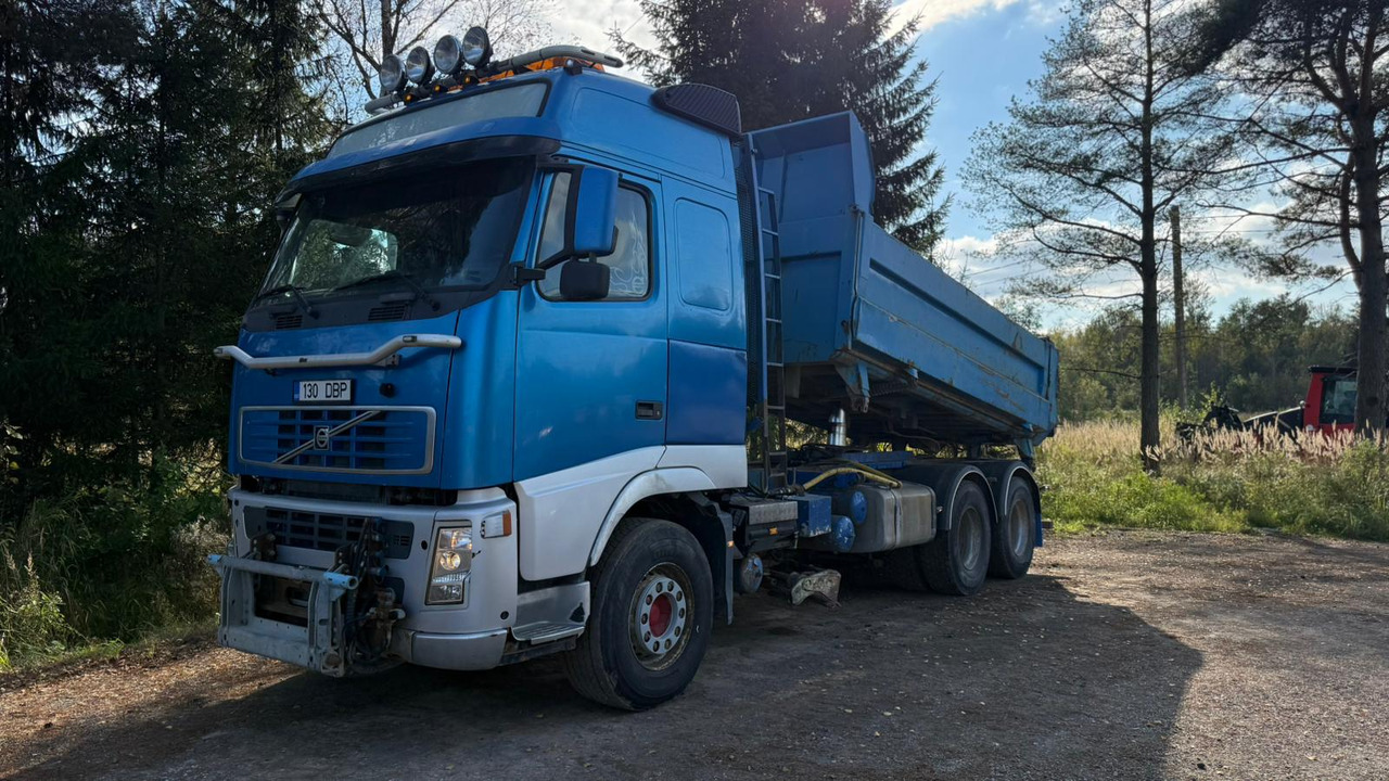 VOLVO FH12 - Camión volquete: foto 1 VOLVO FH12 - Camión volquete: foto 1