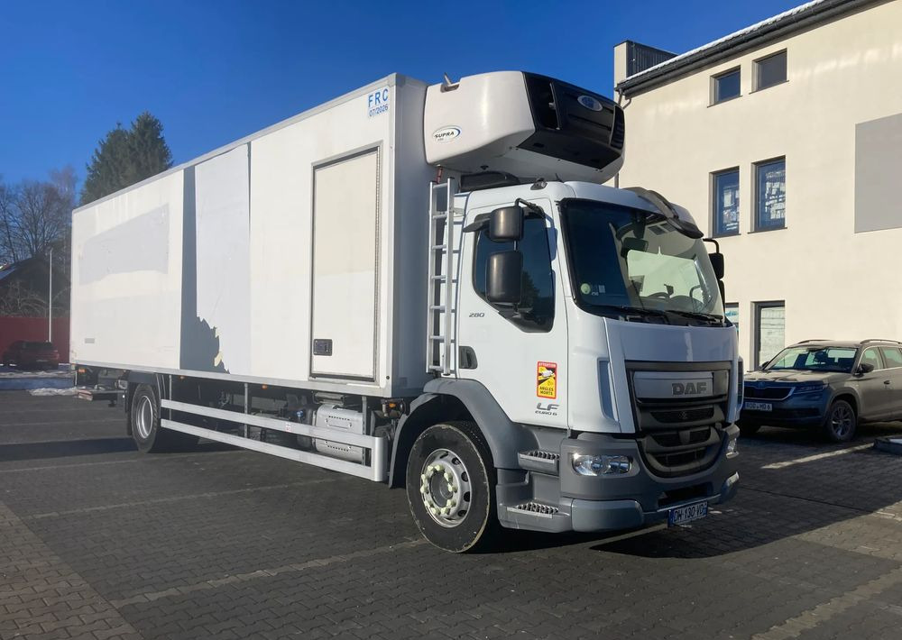 DAF Daf LF 18.280 chłodnia izoterma 22 palety - Camión frigorífico: foto 2 DAF Daf LF 18.280 chłodnia izoterma 22 palety - Camión frigorífico: foto 2
