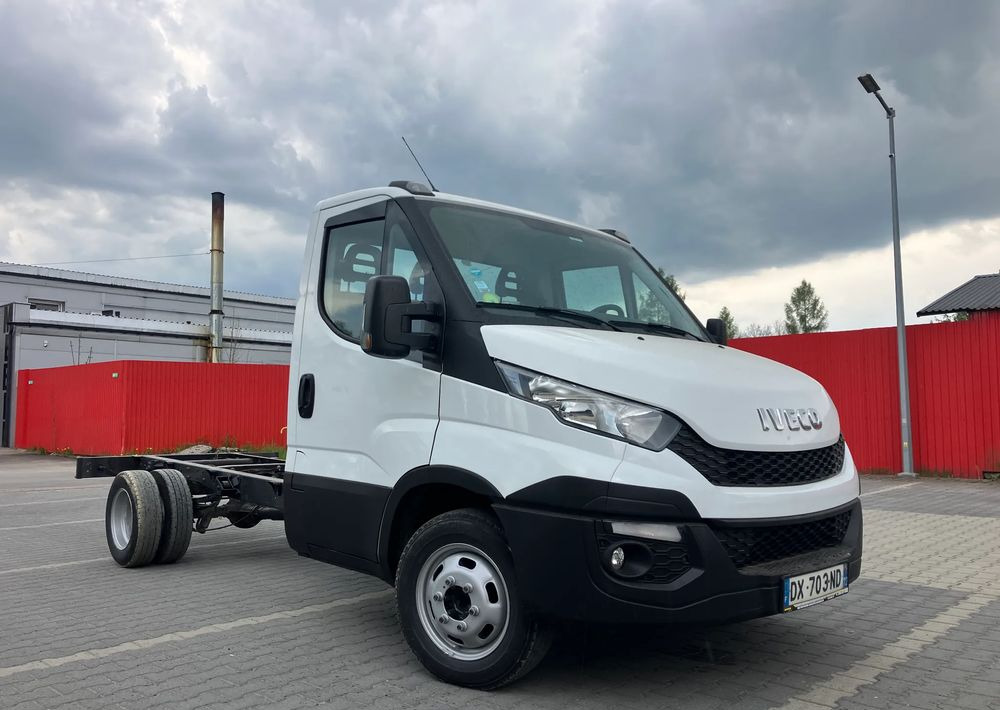 Iveco DAILY 35C13 ramo do zabudowy kiper wywrotka - Camión chasis: foto 2 Iveco DAILY 35C13 ramo do zabudowy kiper wywrotka - Camión chasis: foto 2