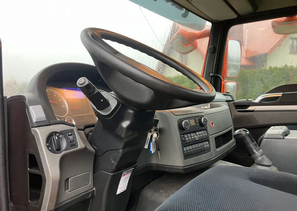 MAN Man TGM 12.250 euro 6 ramo do zabudowy Pomoc drogowa laweta kiper - Camión chasis: foto 5 MAN Man TGM 12.250 euro 6 ramo do zabudowy Pomoc drogowa laweta kiper - Camión chasis: foto 5