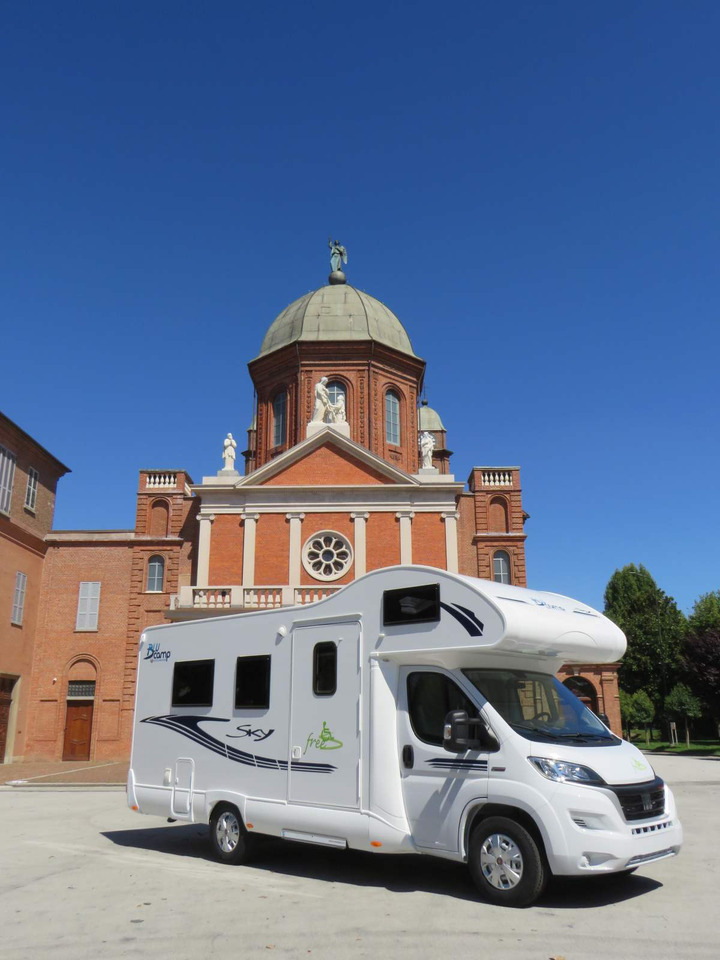 Fiat Ducato RETRACTABLE PLATFORM (300KG CAPACITY) - Autocaravana capuchina: foto 4 Fiat Ducato RETRACTABLE PLATFORM (300KG CAPACITY) - Autocaravana capuchina: foto 4