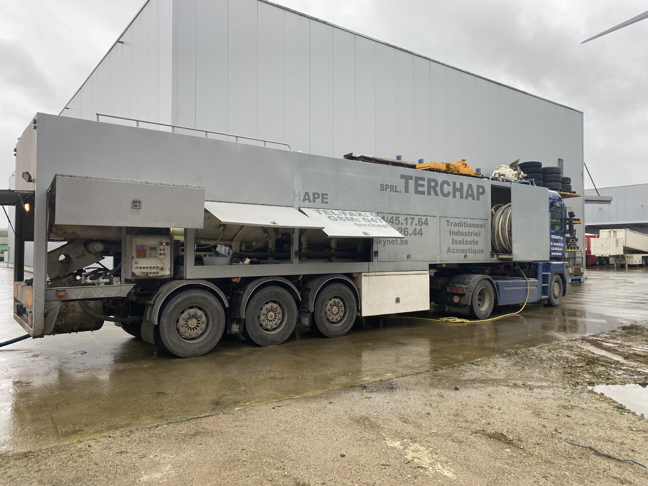 Mcmachine KWB SEMI REMORQUE A CHAPE Mcmachine KWB SEMI REMORQUE A CHAPE - Semirremolque: foto 4 Mcmachine KWB SEMI REMORQUE A CHAPE Mcmachine KWB SEMI REMORQUE A CHAPE - Semirremolque: foto 4