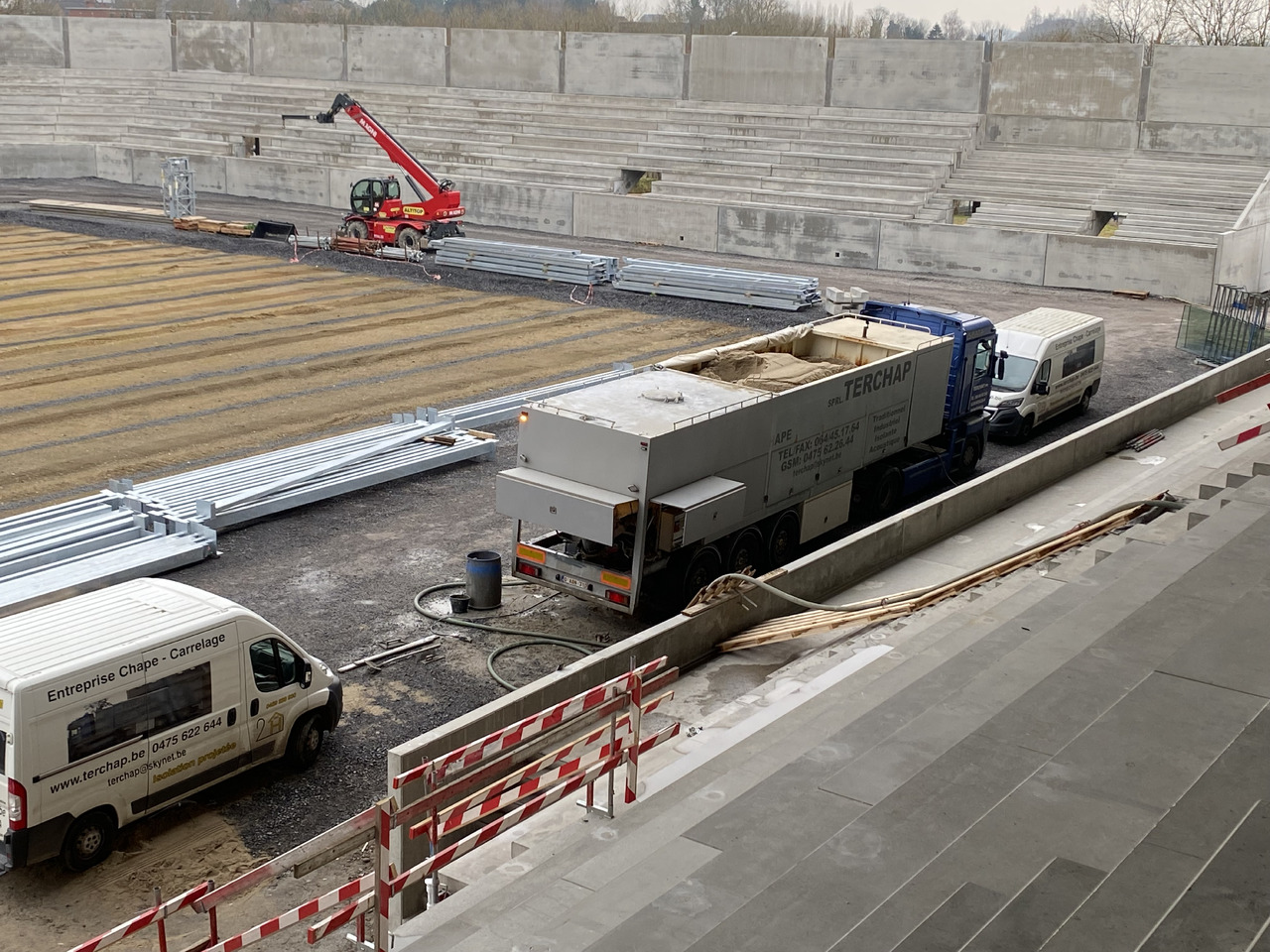 Mcmachine KWB SEMI REMORQUE A CHAPE Mcmachine KWB SEMI REMORQUE A CHAPE - Semirremolque: foto 5 Mcmachine KWB SEMI REMORQUE A CHAPE Mcmachine KWB SEMI REMORQUE A CHAPE - Semirremolque: foto 5