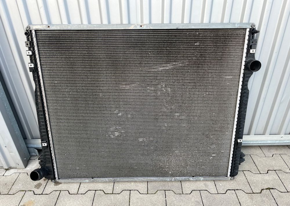 Chłodnica wody Scania R NGR 2473321 next generation 2024 - Sistema de refrigeración para Camión: foto 1 Chłodnica wody Scania R NGR 2473321 next generation 2024 - Sistema de refrigeración para Camión: foto 1