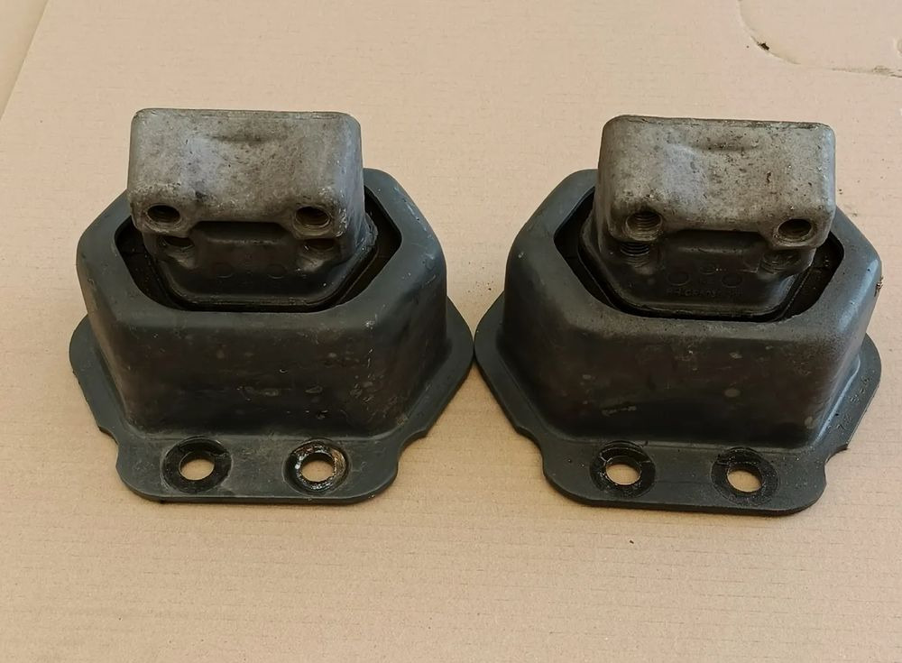 DAF XF 106 EURO 6 MX13 PODUSZKA SILNIKA TYŁ - Motor para Camión: foto 1 DAF XF 106 EURO 6 MX13 PODUSZKA SILNIKA TYŁ - Motor para Camión: foto 1