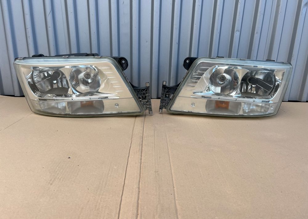 Lampa xenon MAN TGX TGS euro 6 reflektor ksenon - Luz/ Iluminación para Camión: foto 1 Lampa xenon MAN TGX TGS euro 6 reflektor ksenon - Luz/ Iluminación para Camión: foto 1