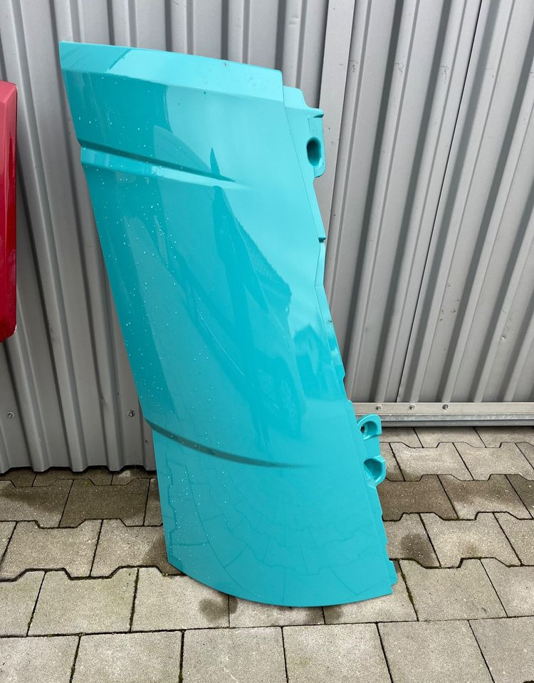 NOWY narożnik DAF XG XG+ polik owiewka oryginał - Carrocería y exterior para Camión: foto 1 NOWY narożnik DAF XG XG+ polik owiewka oryginał - Carrocería y exterior para Camión: foto 1