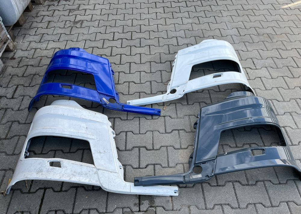 Narożnik zderzaka MAN TG3 TGX nowy model okular osłona - Esquina parachoques para Camión: foto 1 Narożnik zderzaka MAN TG3 TGX nowy model okular osłona - Esquina parachoques para Camión: foto 1