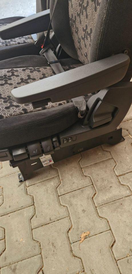SCANIA R S FOTEL FOTELE KOMPLET - Asiento para Camión: foto 4 SCANIA R S FOTEL FOTELE KOMPLET - Asiento para Camión: foto 4