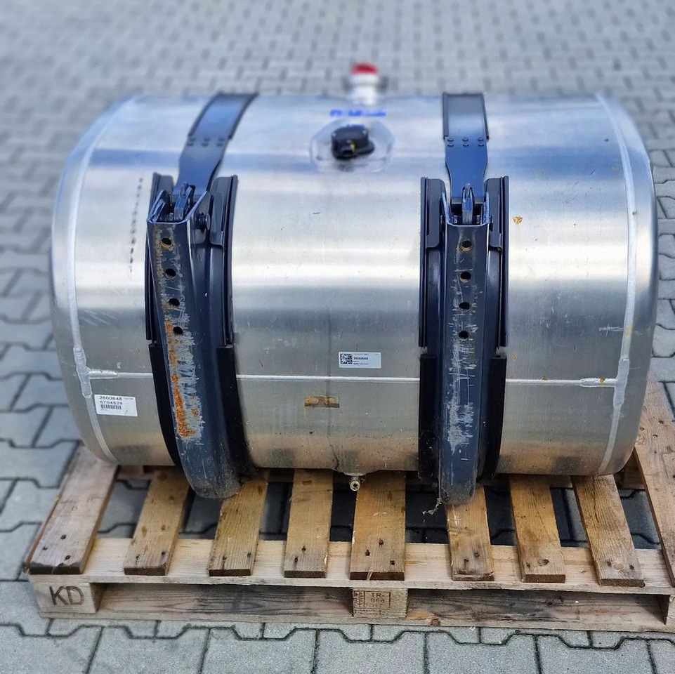 SCANIA R S ZBIORNIK PALIWA 395L NOWY - Depósito de combustible para Camión: foto 2 SCANIA R S ZBIORNIK PALIWA 395L NOWY - Depósito de combustible para Camión: foto 2