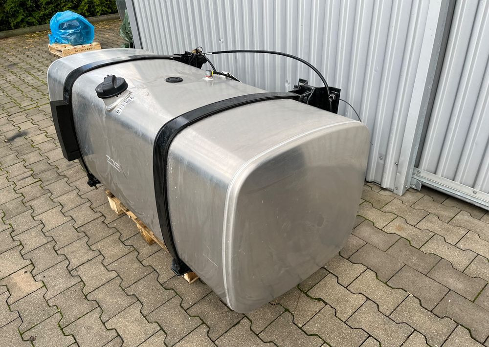 Zbiornik paliwa DAF XG XF CF 620 litrów bak jak NOWY - Procesamiento de combustible para Camión: foto 2 Zbiornik paliwa DAF XG XF CF 620 litrów bak jak NOWY - Procesamiento de combustible para Camión: foto 2