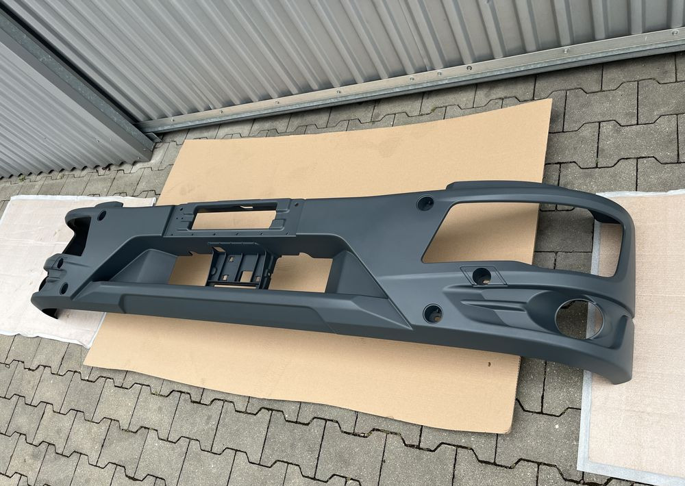 Zderzak MAN TGL TG3 nowy model oryginał - Carrocería y exterior para Camión: foto 1 Zderzak MAN TGL TG3 nowy model oryginał - Carrocería y exterior para Camión: foto 1