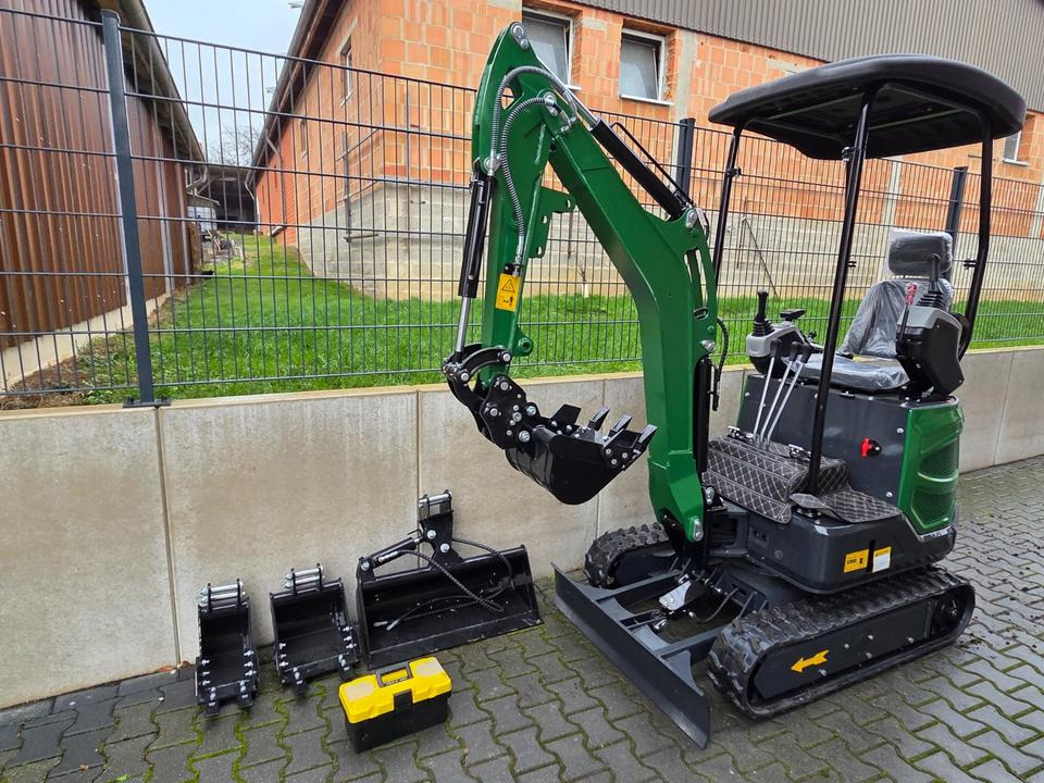 Black Friday Minibagger 1,4t Schnellwechsler 18,5 KW Löffelpaket - Miniexcavadora: foto 1 Black Friday Minibagger 1,4t Schnellwechsler 18,5 KW Löffelpaket - Miniexcavadora: foto 1