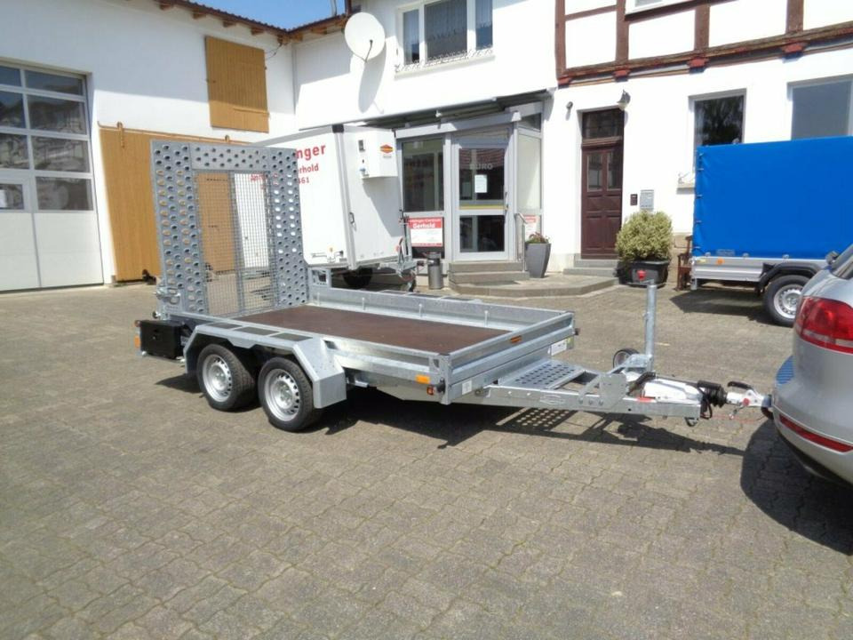 Böckmann PKW-Anhänger, Baumaschinentransporter, 2,7 to. 100 km/h - Remolque porta maquinaria: foto 5 Böckmann PKW-Anhänger, Baumaschinentransporter, 2,7 to. 100 km/h - Remolque porta maquinaria: foto 5