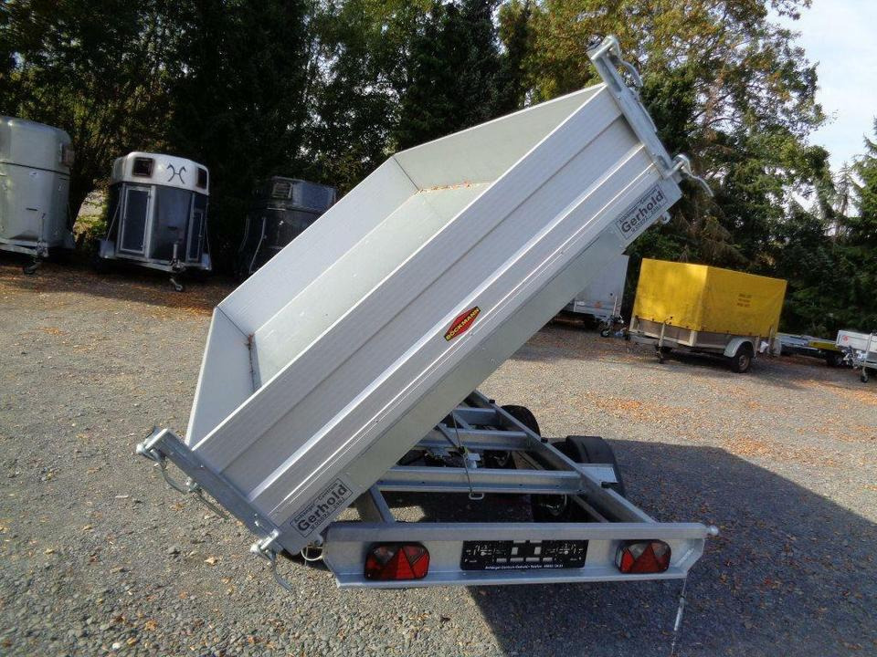 Böckmann PKW-Anhänger Elektro Dreiseitenkipper, 2,7 to - Remolque volquete: foto 4 Böckmann PKW-Anhänger Elektro Dreiseitenkipper, 2,7 to - Remolque volquete: foto 4