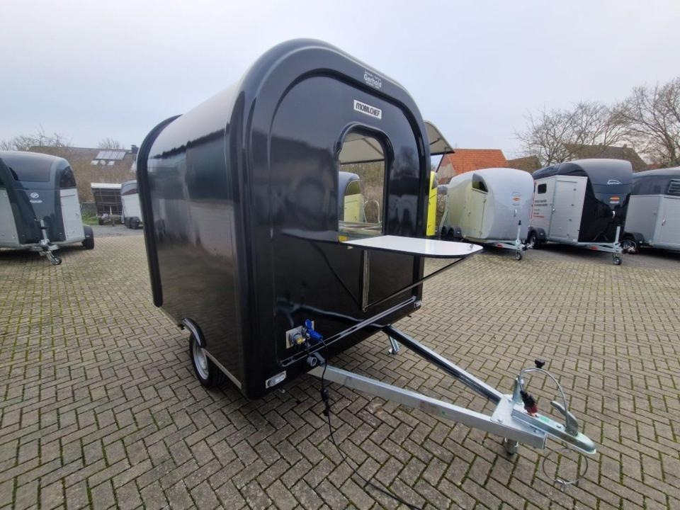 PKW-Anhänger Food-Trailer Cocktail Bar Verkaufsanhänger - Remolque venta ambulante: foto 2 PKW-Anhänger Food-Trailer Cocktail Bar Verkaufsanhänger - Remolque venta ambulante: foto 2