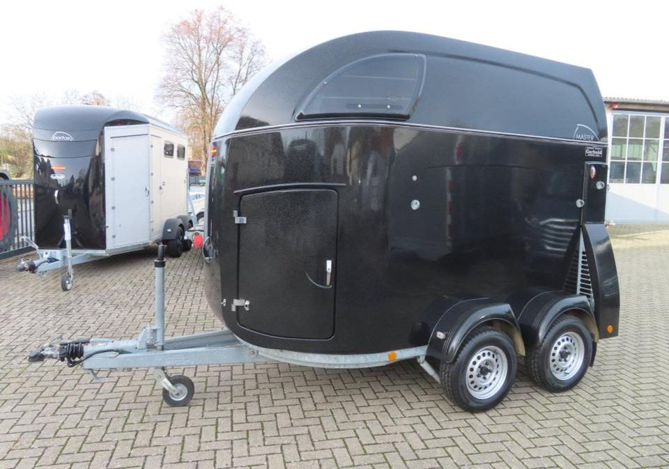 Pferdeanhänger Böckmann Master, Aluboden Sattelkammer 100 Km/h - Remolque para caballos: foto 4 Pferdeanhänger Böckmann Master, Aluboden Sattelkammer 100 Km/h - Remolque para caballos: foto 4