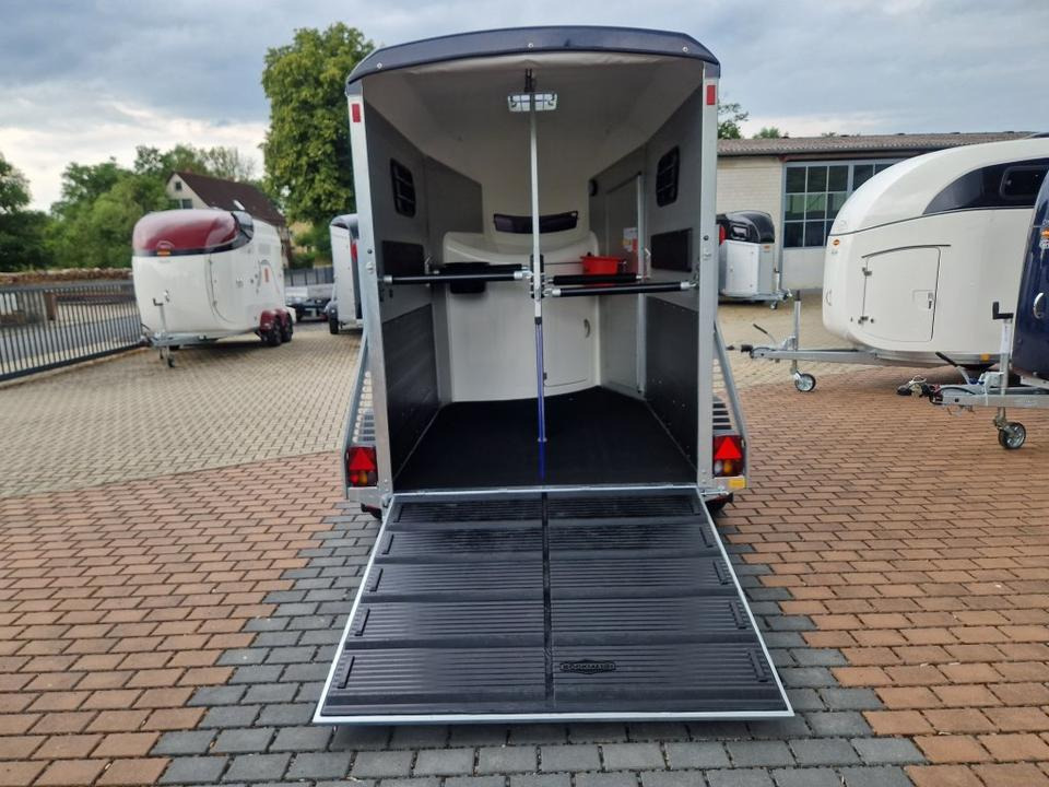 Pferdeanhänger Böckmann Portax SKA 23 Sattelkammer WCF - Remolque para caballos: foto 4 Pferdeanhänger Böckmann Portax SKA 23 Sattelkammer WCF - Remolque para caballos: foto 4