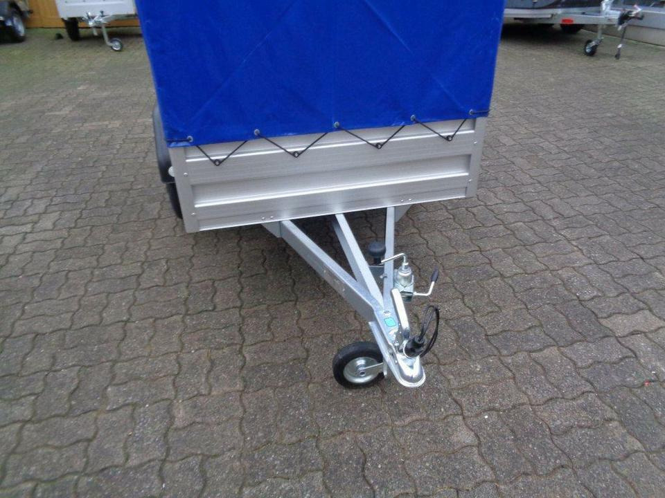 TPV-Böckmann PKW Anhänger Alu Planenaufbau 750kg - Remolque de coche: foto 5 TPV-Böckmann PKW Anhänger Alu Planenaufbau 750kg - Remolque de coche: foto 5