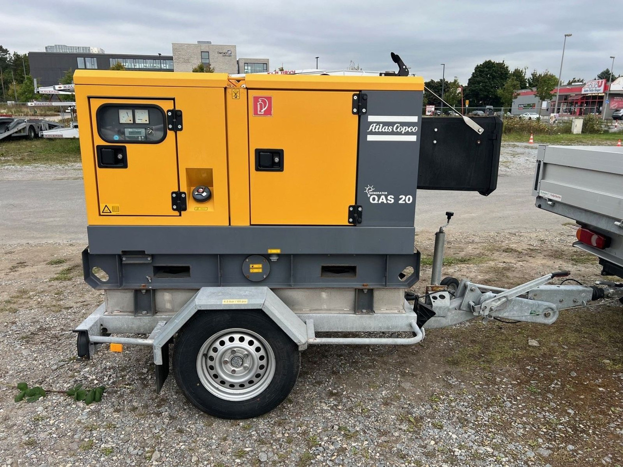 IBERICA Atlas Copco Stromerzeuger QAS20 (20kVA/1 - Remolque de coche: foto 3 IBERICA Atlas Copco Stromerzeuger QAS20 (20kVA/1 - Remolque de coche: foto 3
