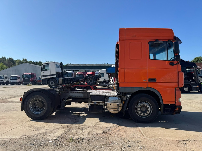 DAF 105 XF 460 Space Cab (GOOD CONDITION / BON ETAT) - Cabeza tractora: foto 4 DAF 105 XF 460 Space Cab (GOOD CONDITION / BON ETAT) - Cabeza tractora: foto 4