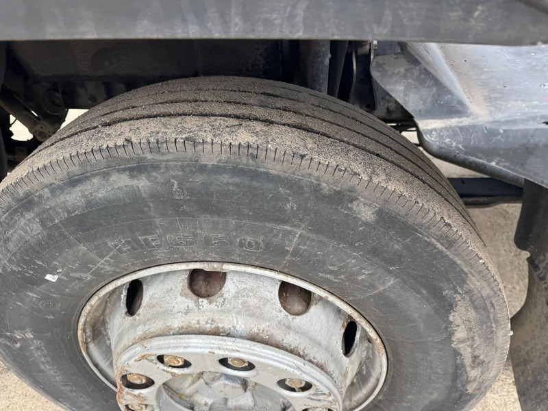 Limpieza de alcantarillado MAN 18.232 (8000 L / 6 CYLINDER WITH MANUAL PUMP / STEEL SUSPENSION): foto 10