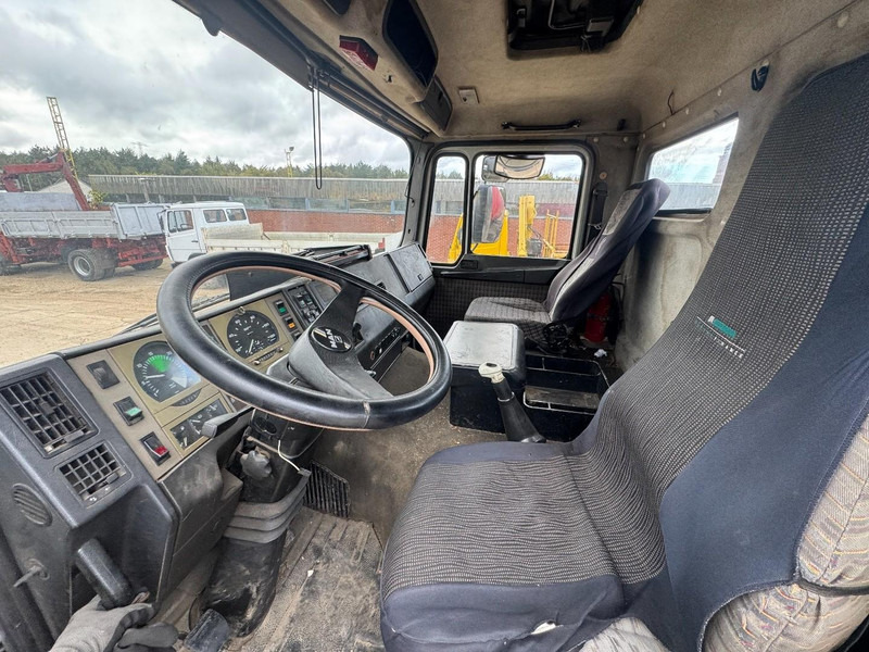 Limpieza de alcantarillado MAN 18.232 (8000 L / 6 CYLINDER WITH MANUAL PUMP / STEEL SUSPENSION): foto 11