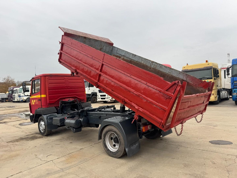 Camión volquete Mercedes-Benz SK 814 (FULL STEEL SUSPENSION / MANUAL GEARBOX / 3-SIDE TIPPER): foto 7 Camión volquete Mercedes-Benz SK 814 (FULL STEEL SUSPENSION / MANUAL GEARBOX / 3-SIDE TIPPER): foto 7