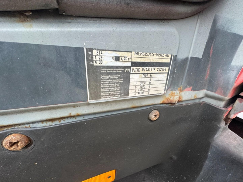Camión volquete Mercedes-Benz SK 814 (FULL STEEL SUSPENSION / MANUAL GEARBOX / 3-SIDE TIPPER): foto 13 Camión volquete Mercedes-Benz SK 814 (FULL STEEL SUSPENSION / MANUAL GEARBOX / 3-SIDE TIPPER): foto 13