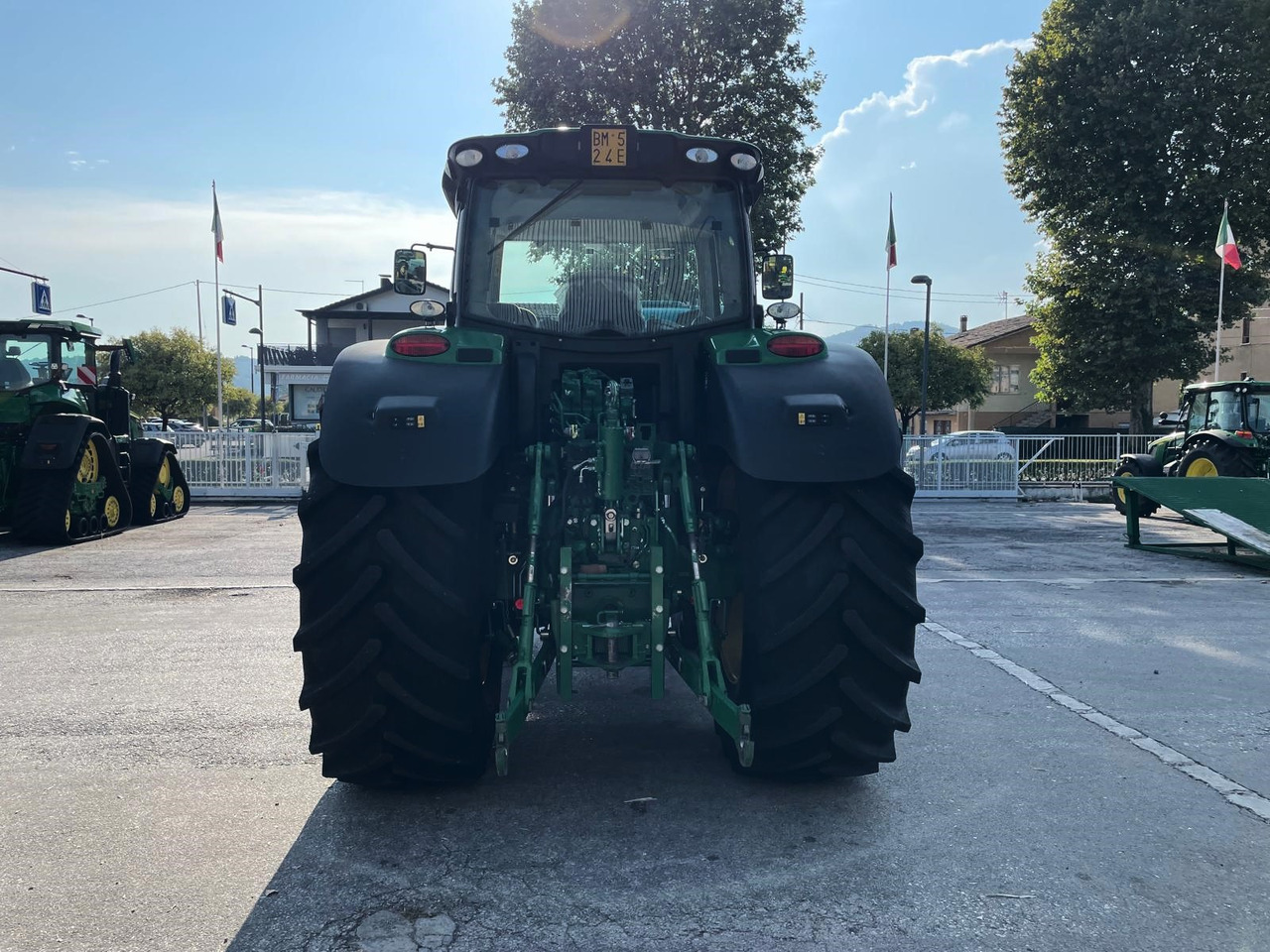 JOHN DEERE 6175 R - Tractor: foto 3 JOHN DEERE 6175 R - Tractor: foto 3