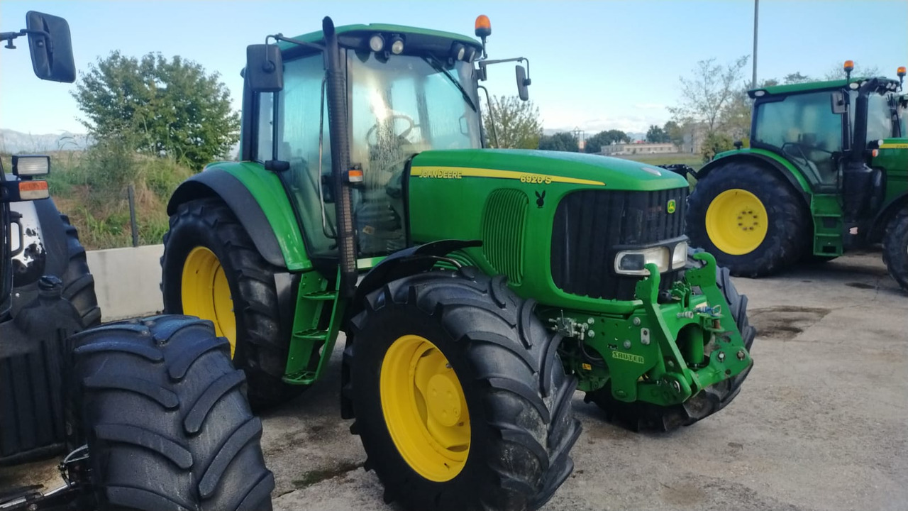 JOHN DEERE 6920 S - Tractor: foto 4 JOHN DEERE 6920 S - Tractor: foto 4