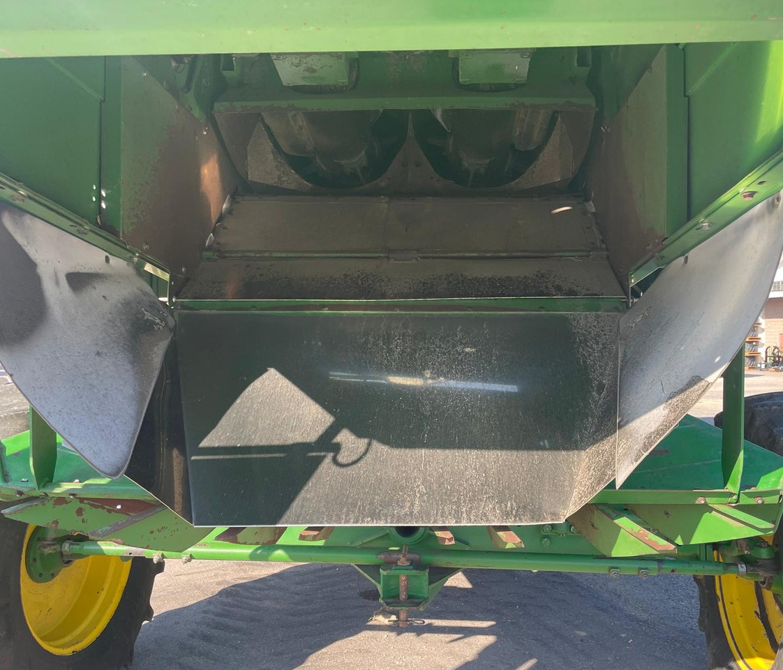 JOHN DEERE MIETITREBBIA CTS - Cosechadora de granos: foto 4 JOHN DEERE MIETITREBBIA CTS - Cosechadora de granos: foto 4