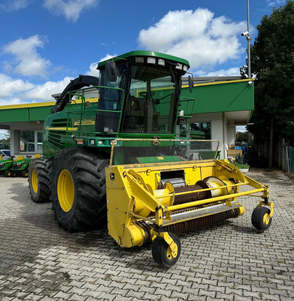 JOHN DEERE TRINCIA 7400 - Cosechadora de forraje: foto 5 JOHN DEERE TRINCIA 7400 - Cosechadora de forraje: foto 5
