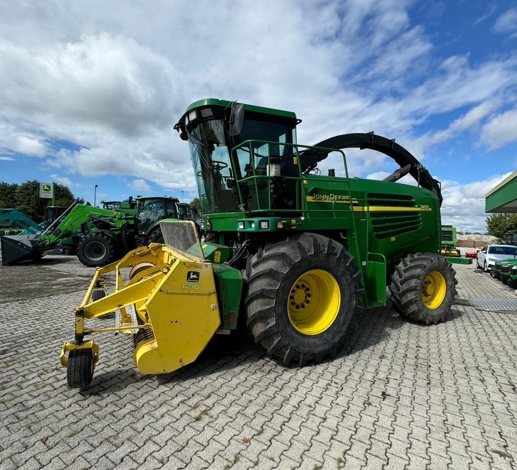JOHN DEERE TRINCIA 7400 - Cosechadora de forraje: foto 1 JOHN DEERE TRINCIA 7400 - Cosechadora de forraje: foto 1