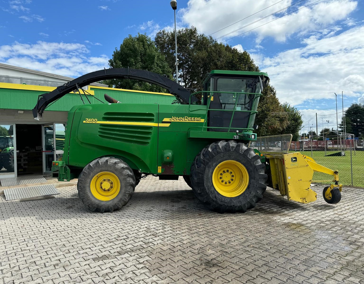 JOHN DEERE TRINCIA 7400 - Cosechadora de forraje: foto 2 JOHN DEERE TRINCIA 7400 - Cosechadora de forraje: foto 2