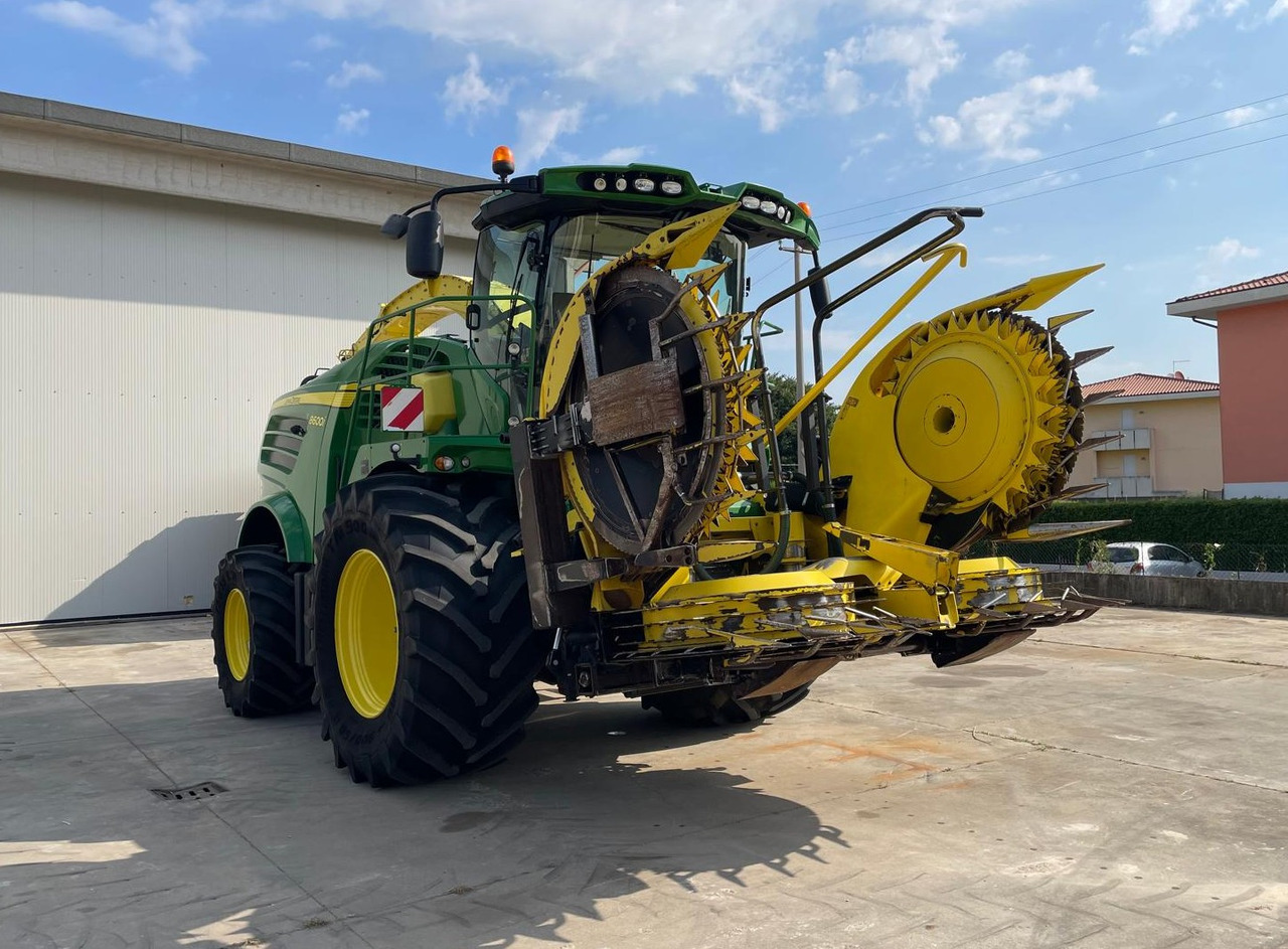 JOHN DEERE TRINCIA 8600i - Cosechadora de forraje: foto 4 JOHN DEERE TRINCIA 8600i - Cosechadora de forraje: foto 4