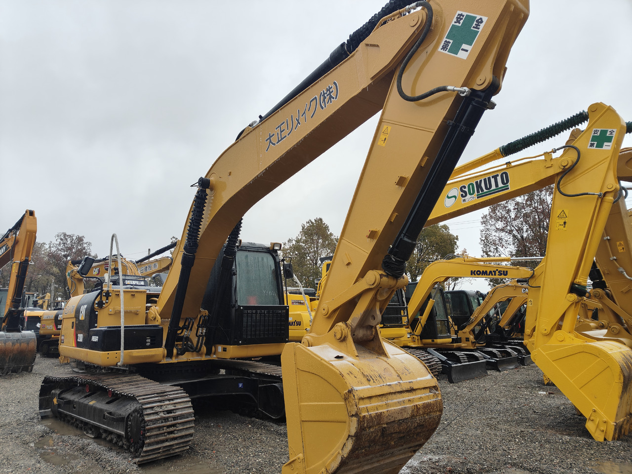 CATERPILLAR 320D - Excavadora de cadenas: foto 2 CATERPILLAR 320D - Excavadora de cadenas: foto 2