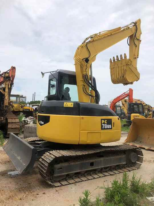 Cheap Used Komatsu PC78US Crawler Excavator with High Efficiency Used Heavy Machinery Komatsu P78US Digger Cheap for Sale - Excavadora de cadenas: foto 2 Cheap Used Komatsu PC78US Crawler Excavator with High Efficiency Used Heavy Machinery Komatsu P78US Digger Cheap for Sale - Excavadora de cadenas: foto 2