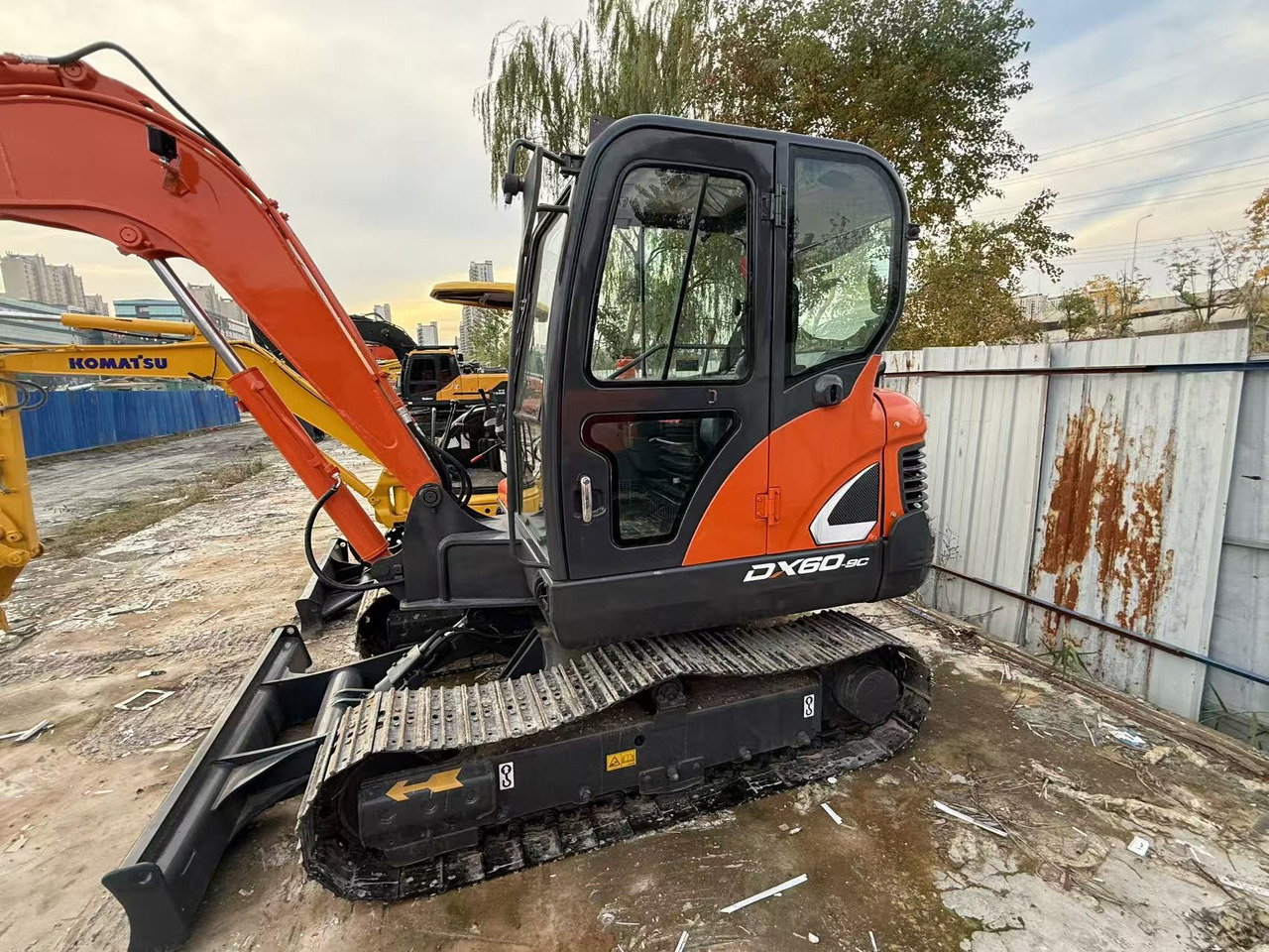 DOOSAN Used large Doosan DX60 excavators, original DX60 used excavators, 6-ton DX60 hydraulic excavators, best-selling at low prices. - Miniexcavadora: foto 4 DOOSAN Used large Doosan DX60 excavators, original DX60 used excavators, 6-ton DX60 hydraulic excavators, best-selling at low prices. - Miniexcavadora: foto 4