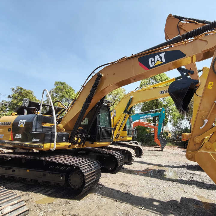 Excavadora de cadenas Durable Second Hand Machine Original Used Caterpillar Excavator CAT 330D2 USED 329D2 320D2 325D 315D Excavator: foto 1
