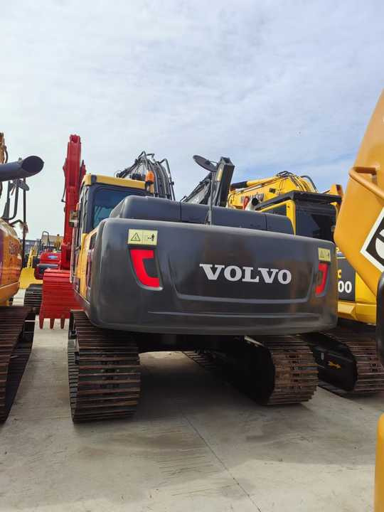 Hot Selling volvo Brand Ec210 20tons Excavator in Stock Used Korea Brand volvo Ec210 240 290 Excavator for Sale - Excavadora: foto 5 Hot Selling volvo Brand Ec210 20tons Excavator in Stock Used Korea Brand volvo Ec210 240 290 Excavator for Sale - Excavadora: foto 5