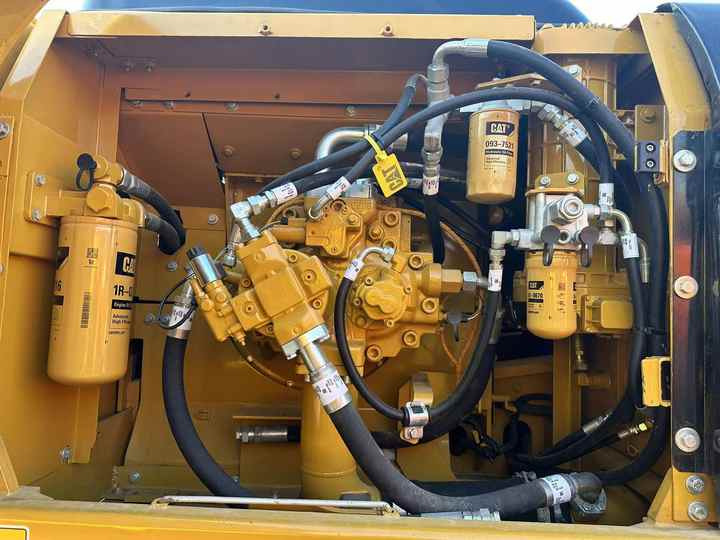 ON SALE Construction Machinery Used Excavator CAT336 in Hefei Used Caterpillar CAT336 Excavator MADE in JAPAN - Excavadora: foto 4 ON SALE Construction Machinery Used Excavator CAT336 in Hefei Used Caterpillar CAT336 Excavator MADE in JAPAN - Excavadora: foto 4