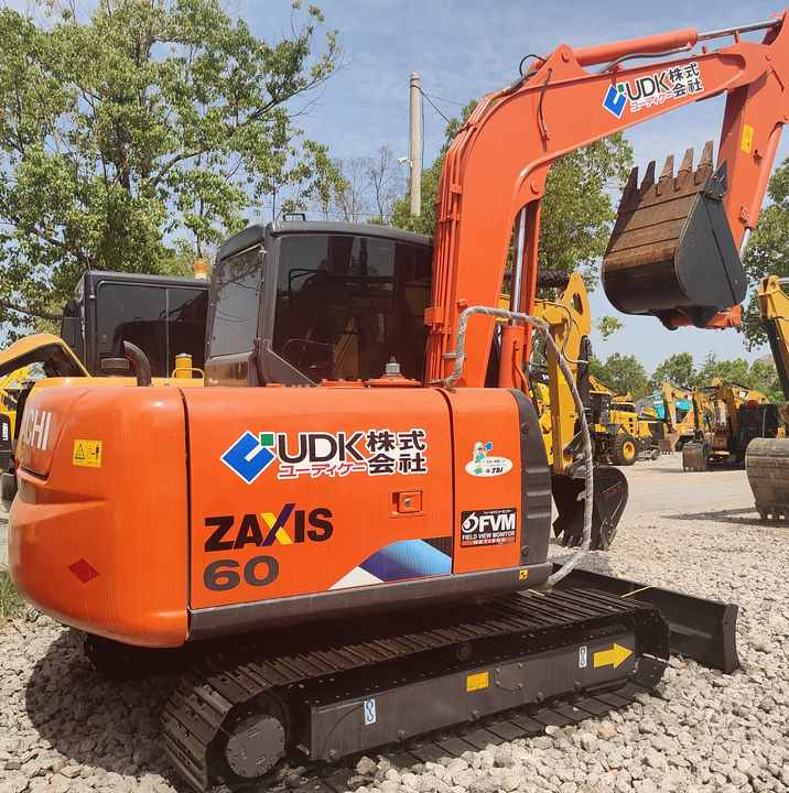 Excavadora de cadenas Original Japan Hitachi ZX60 Excavator Hitachi Excavator in Low Price for Hot Sale: foto 1