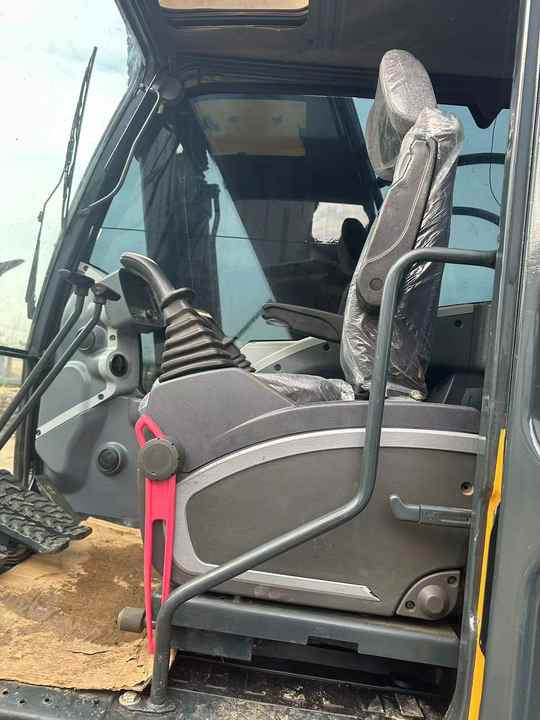 Used 100% Original Korea Brand hyundai 220-9 Excavator for Sale - Excavadora: foto 4 Used 100% Original Korea Brand hyundai 220-9 Excavator for Sale - Excavadora: foto 4